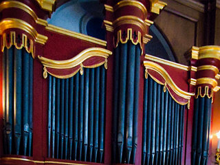 Orgue français Photo de l’orgue anonyme français.